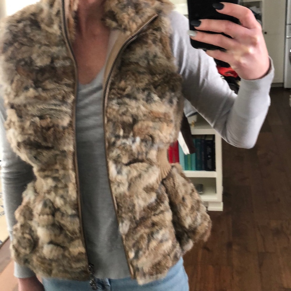 Authentic Rabbit Fur Vest - Picture 2 of 8